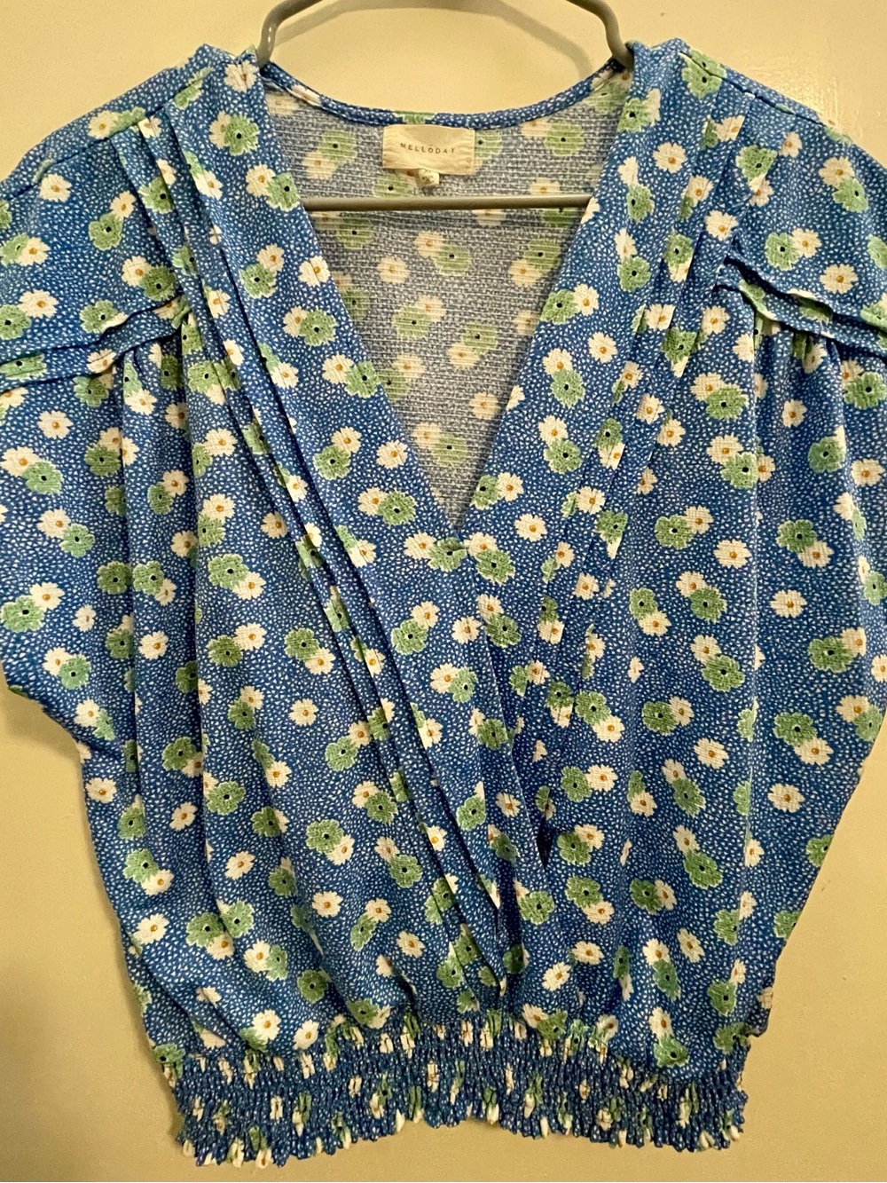 MELLODAY Blue Floral Wrap-Style Smocked Waist Blouse